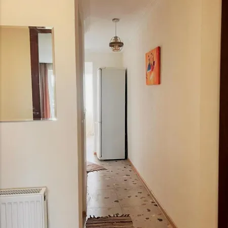 Sunny Apartment Tbilisi Exterior photo