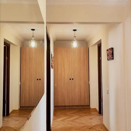 Sunny Apartment Tbilisi Exterior photo