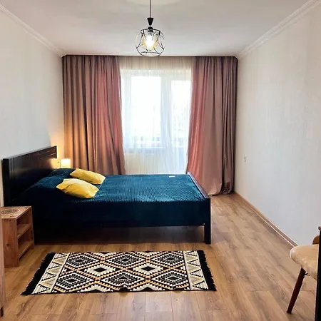Sunny Apartment Tbilisi Exterior photo